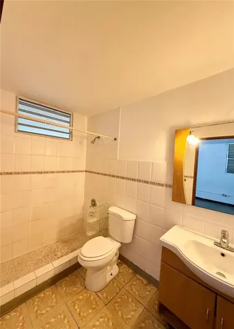 10 Flambon Gardens Bayamon PR 00959