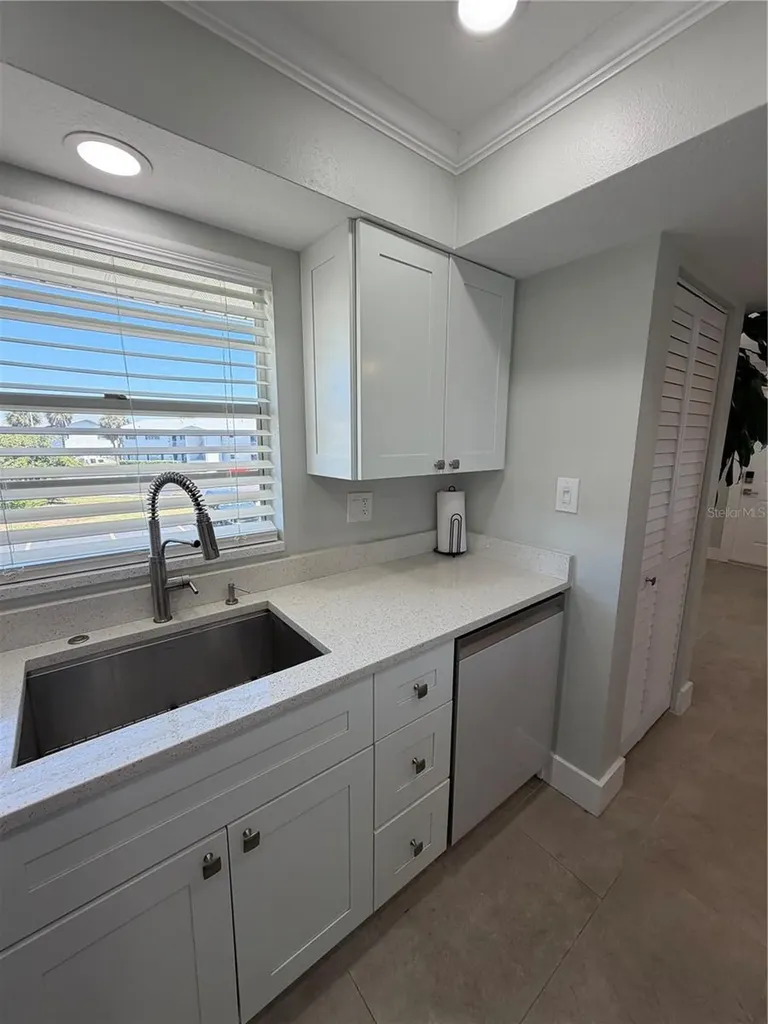 102 46th Avenue Terrace W Bradenton FL 34207