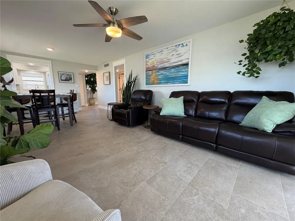 102 46th Avenue Terrace W Bradenton FL 34207