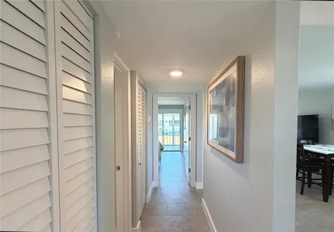 102 46th Avenue Terrace W Bradenton FL 34207