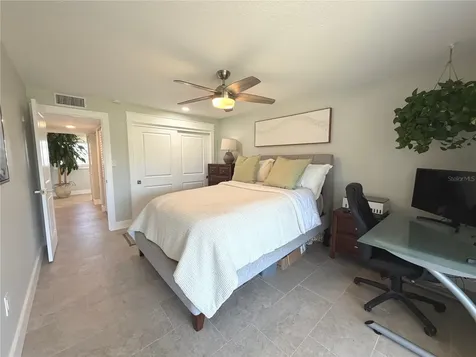 102 46th Avenue Terrace W Bradenton FL 34207