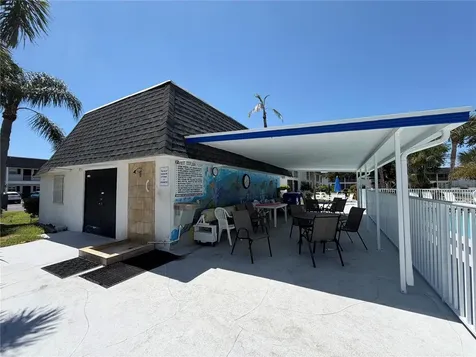 102 46th Avenue Terrace W Bradenton FL 34207