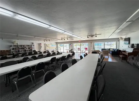 102 46th Avenue Terrace W Bradenton FL 34207