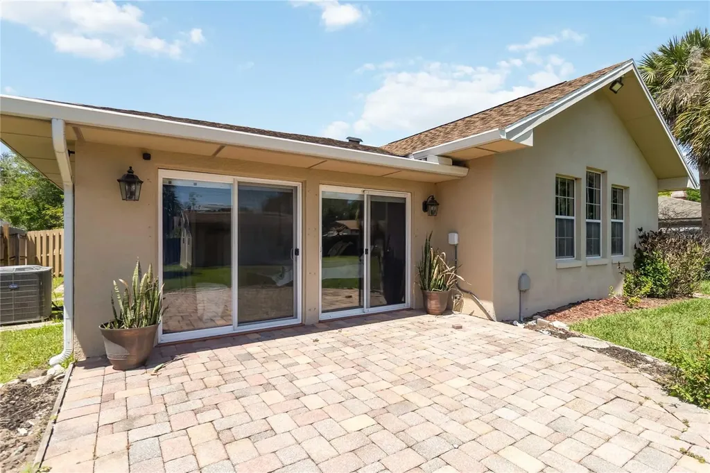 439 Virginia Avenue St Cloud FL 34769