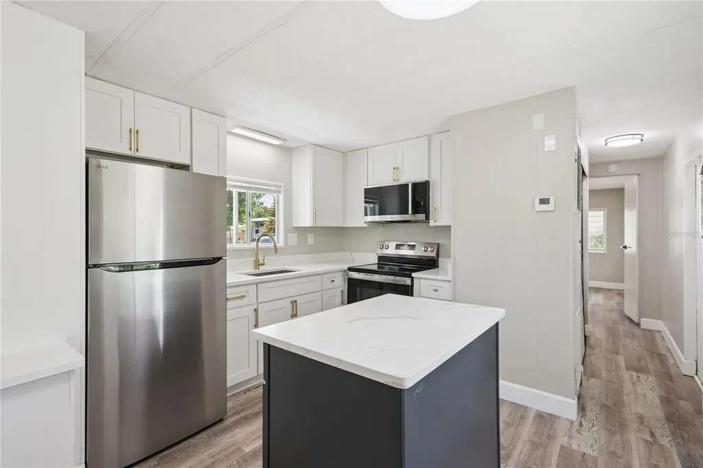 18941 3rd Avenue Orlando FL 32820