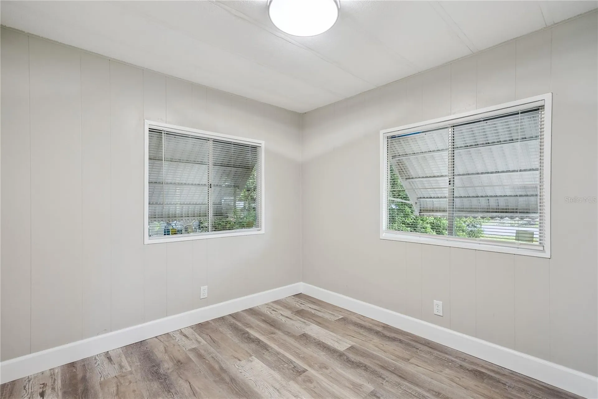 18941 3rd Avenue Orlando FL 32820