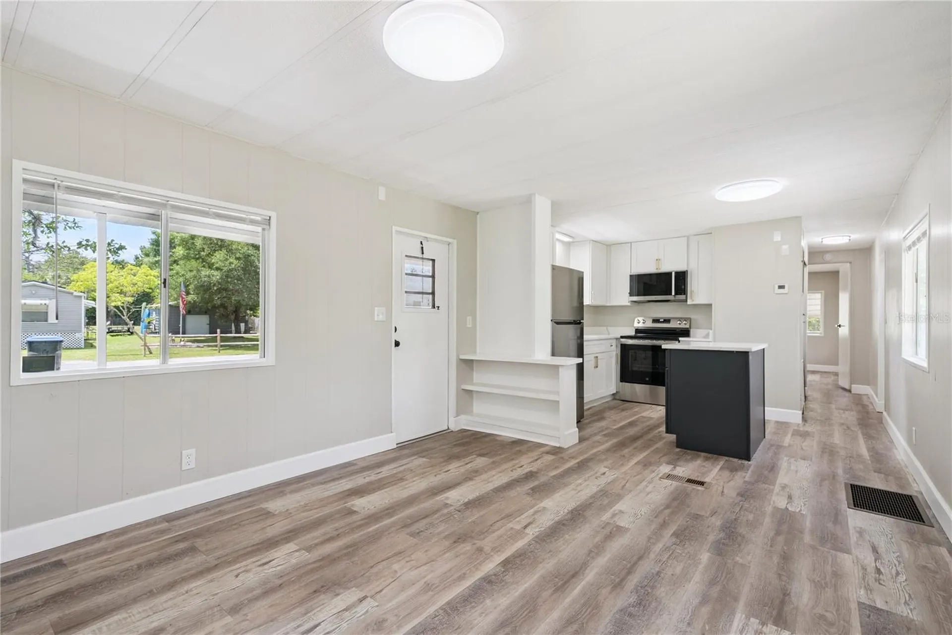 18941 3rd Avenue Orlando FL 32820