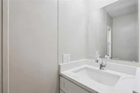 18941 3rd Avenue Orlando FL 32820