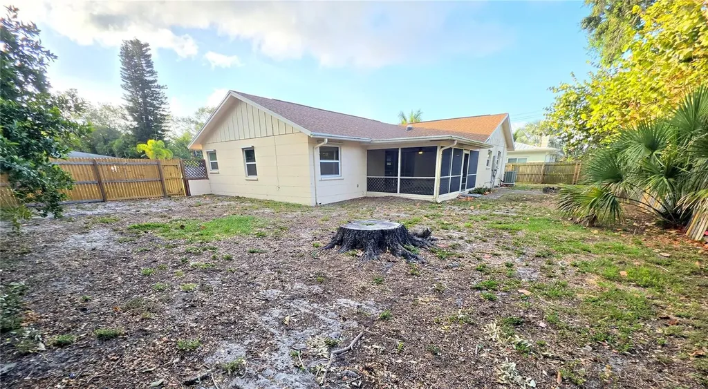 1608 San Roy Drive Dunedin FL 34698