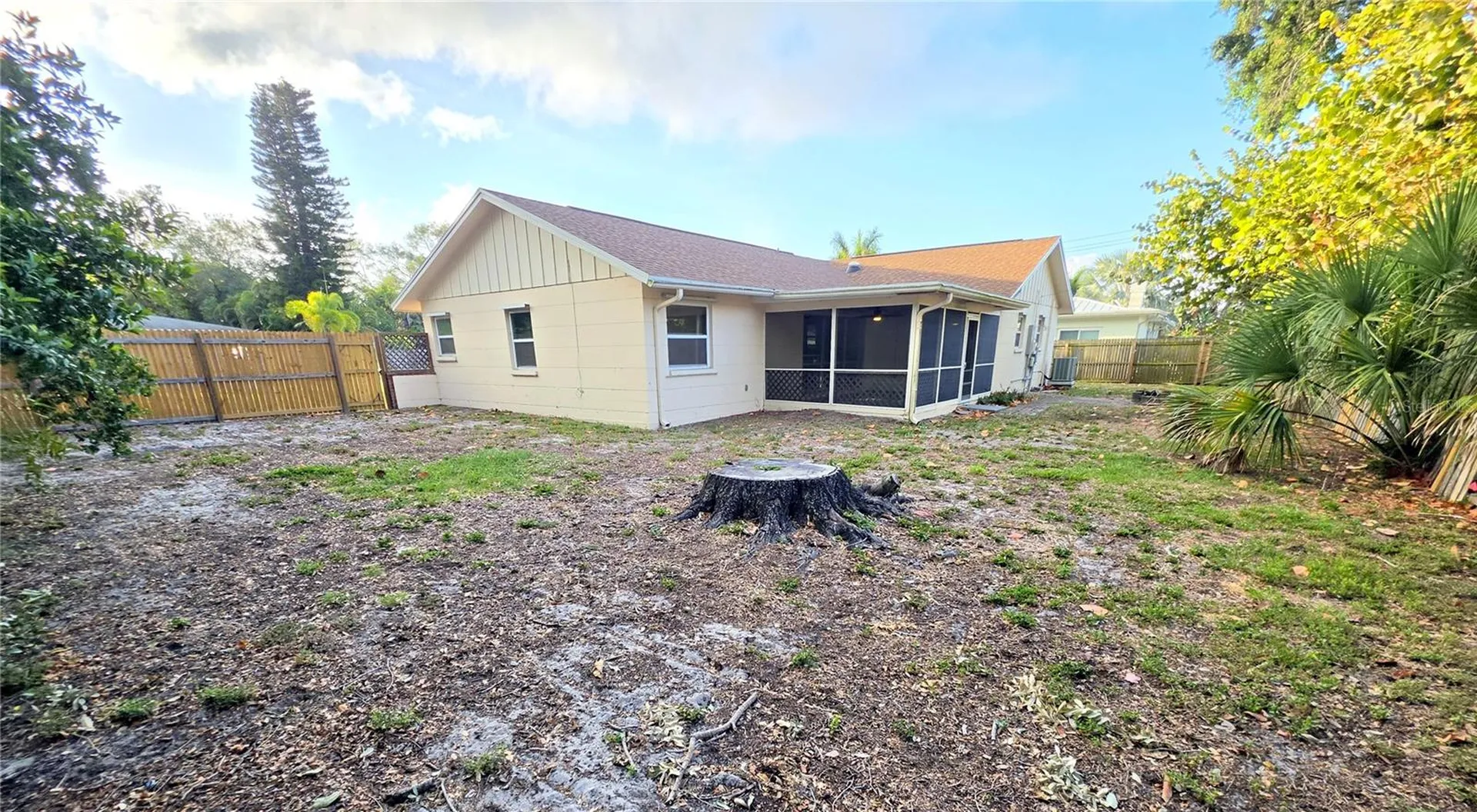 1608 San Roy Drive Dunedin FL 34698