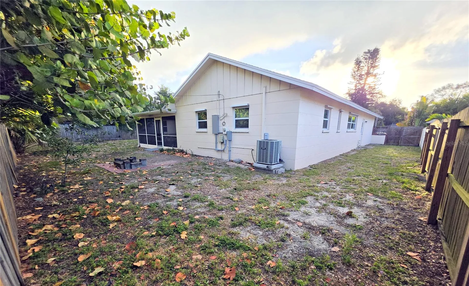 1608 San Roy Drive Dunedin FL 34698