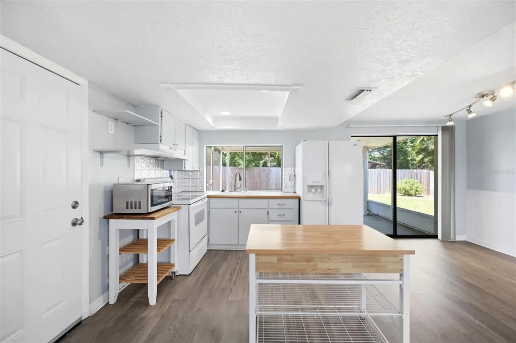 3303 Williamsburg Loop Holiday FL 34691