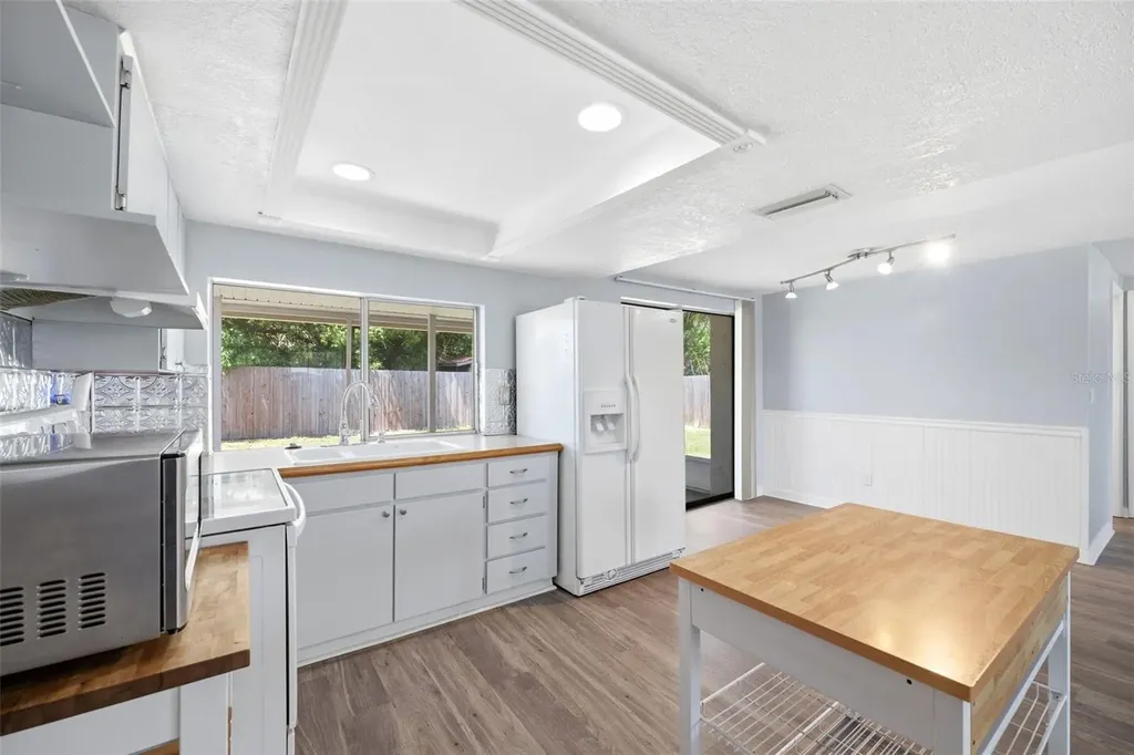 3303 Williamsburg Loop Holiday FL 34691