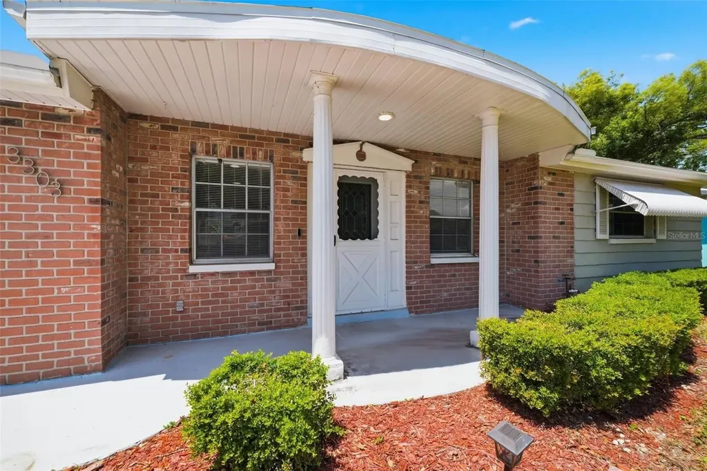 3303 Williamsburg Loop Holiday FL 34691