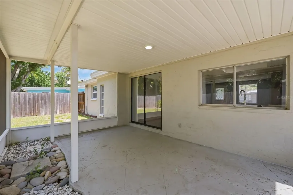 3303 Williamsburg Loop Holiday FL 34691