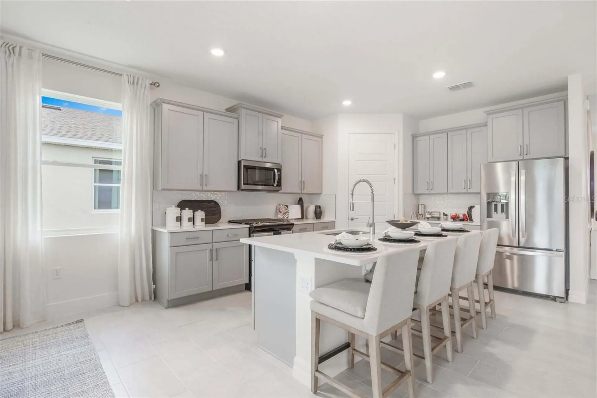 3952 Kennebunk Loop Mount Dora FL 32757