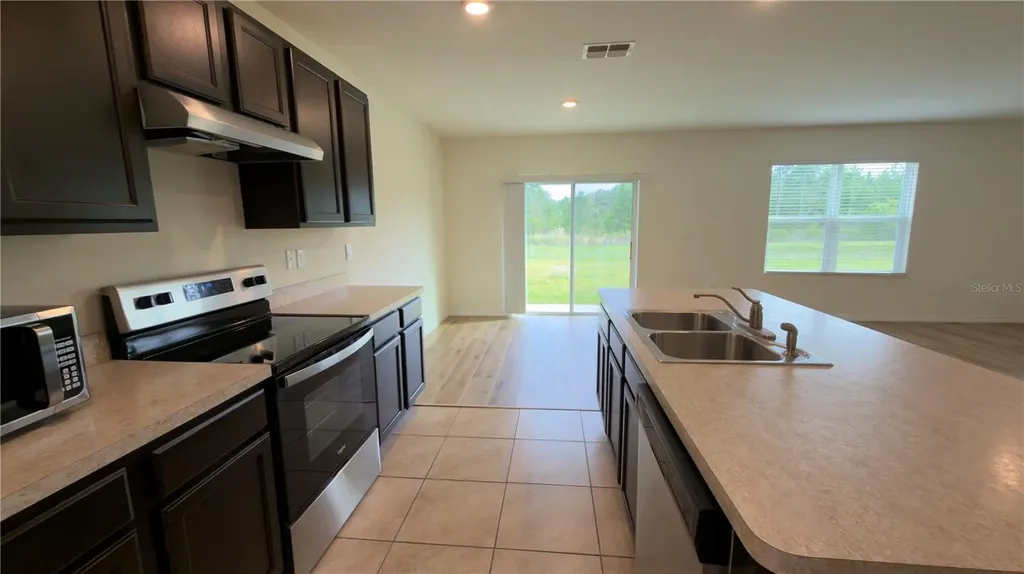 1487 Fox Squirrel Drive Davenport FL 33897