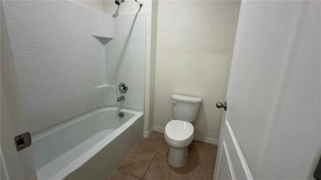 1487 Fox Squirrel Drive Davenport FL 33897