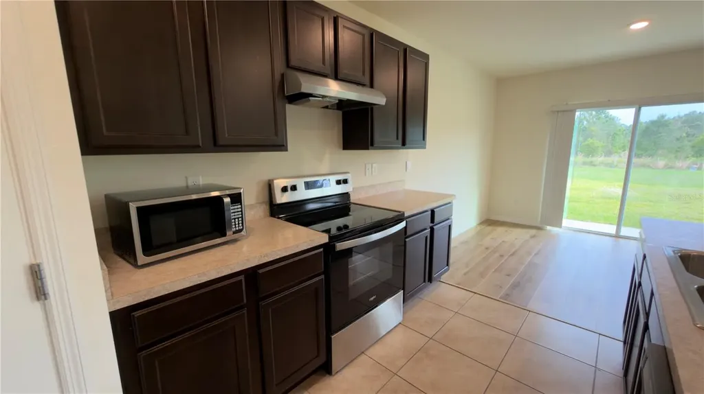 1487 Fox Squirrel Drive Davenport FL 33897