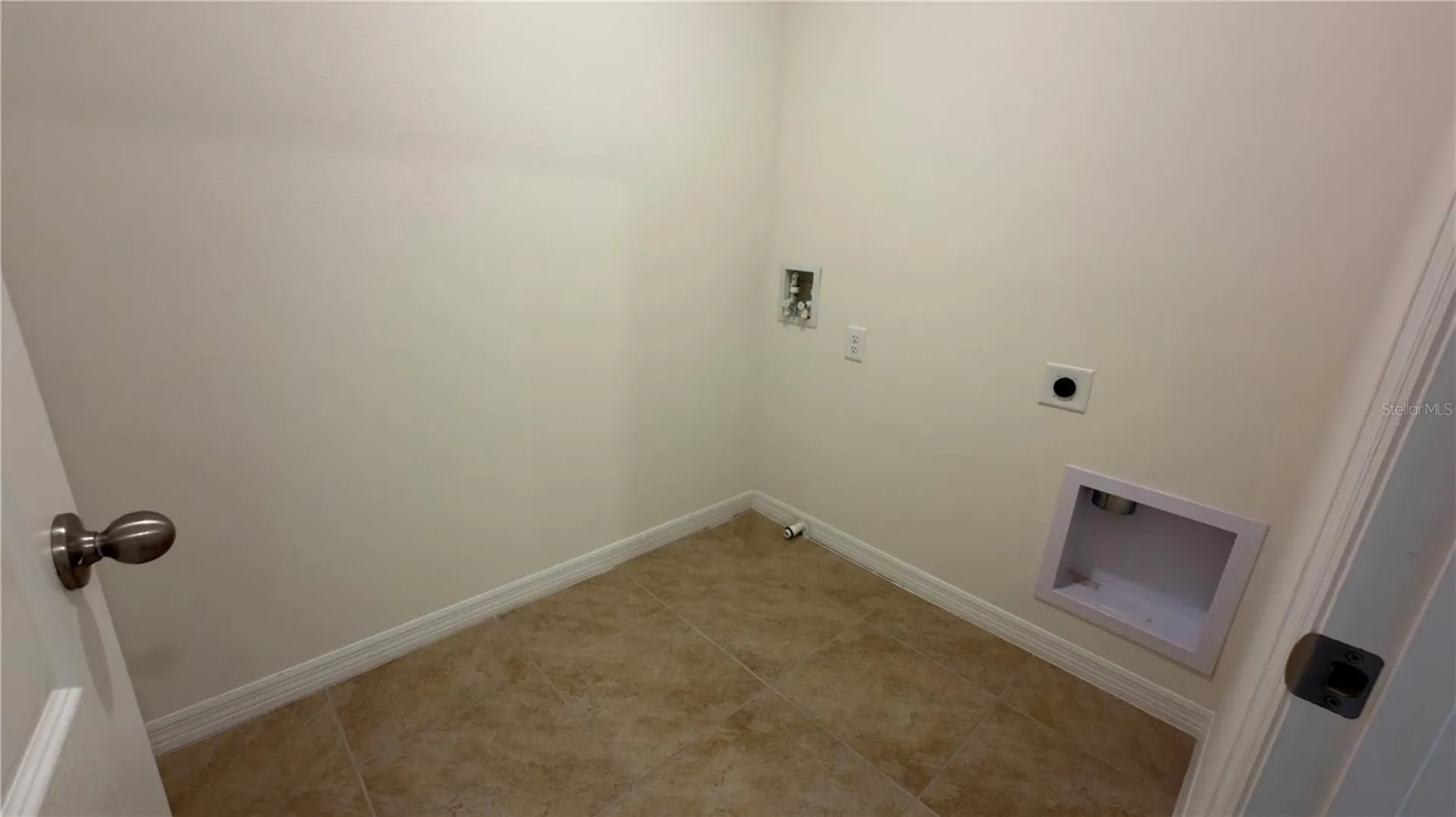 1487 Fox Squirrel Drive Davenport FL 33897