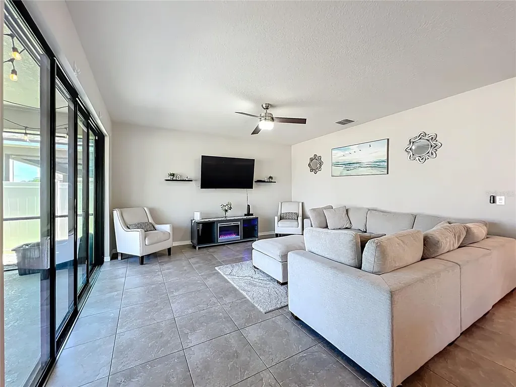 2381 Rapollo Drive Kissimmee FL 34741