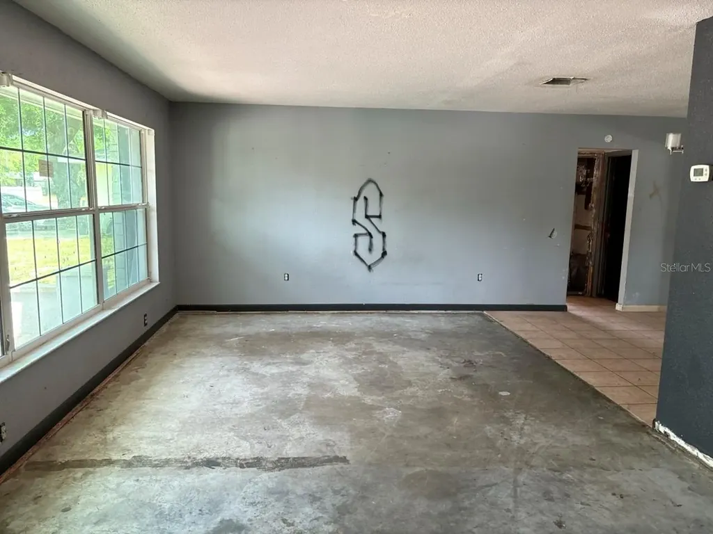 6329 11th Street Court E Bradenton FL 34203
