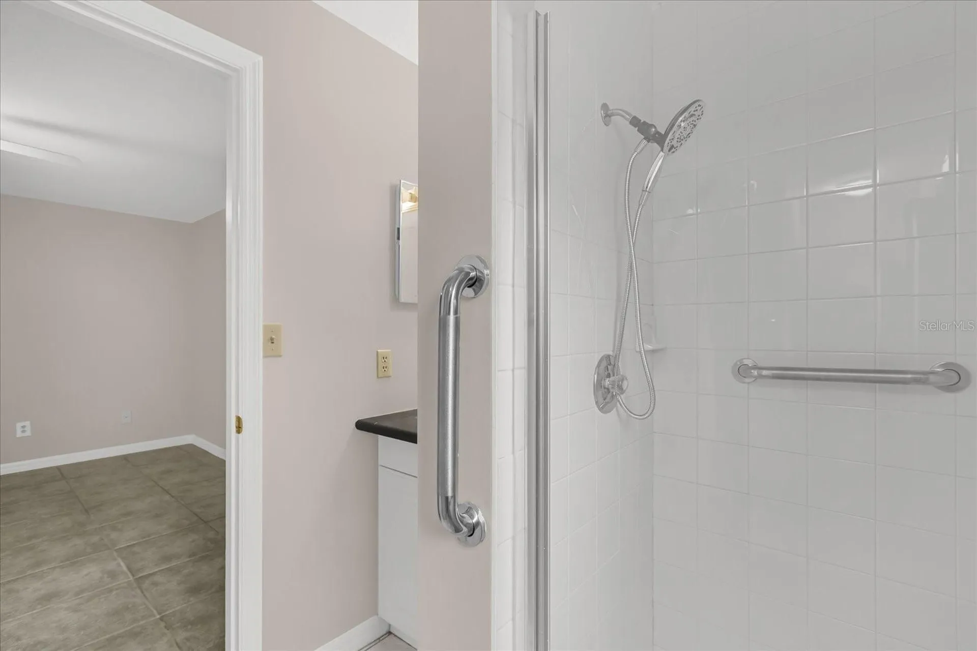203 Larkspur Court Kissimmee FL 34743