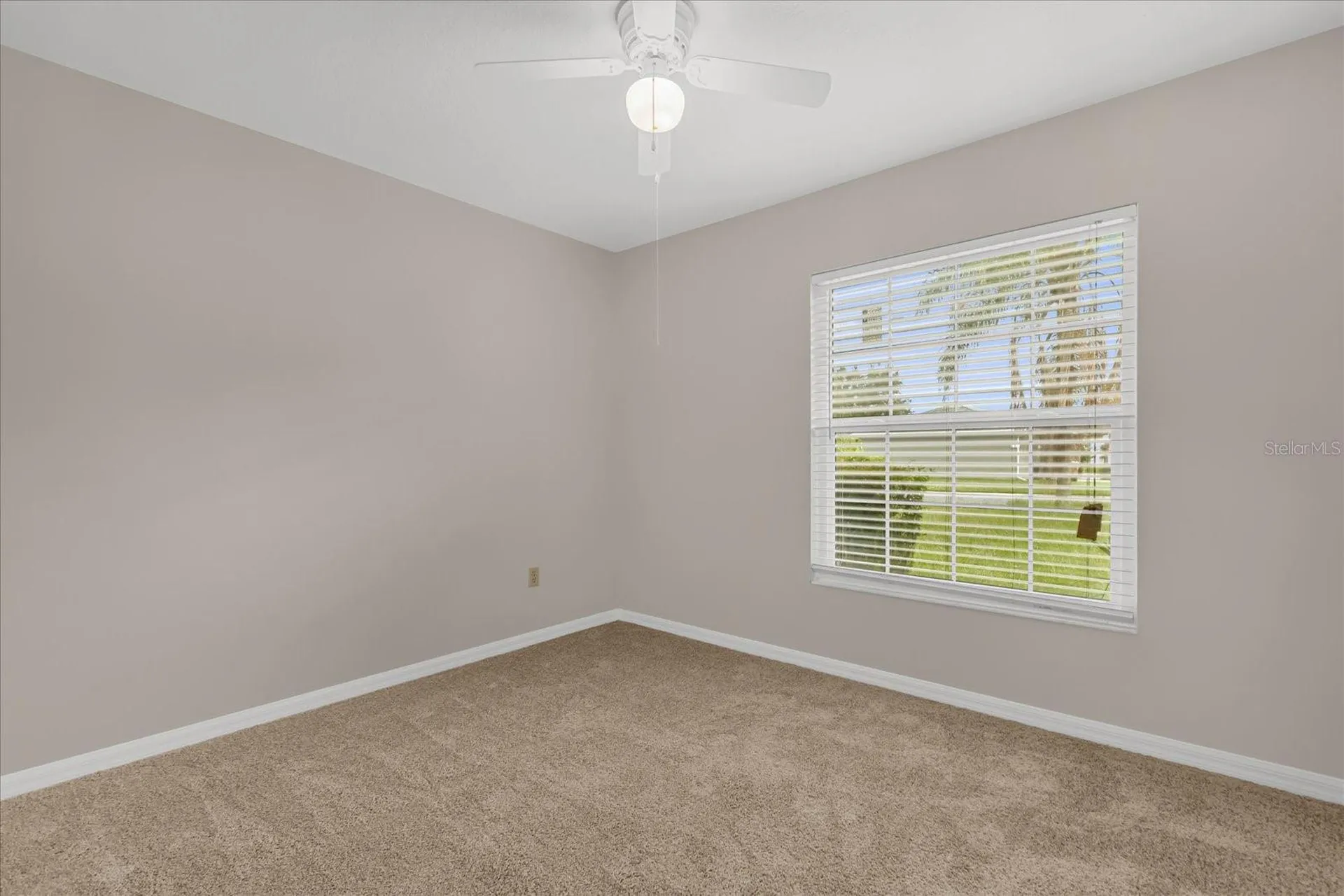 203 Larkspur Court Kissimmee FL 34743