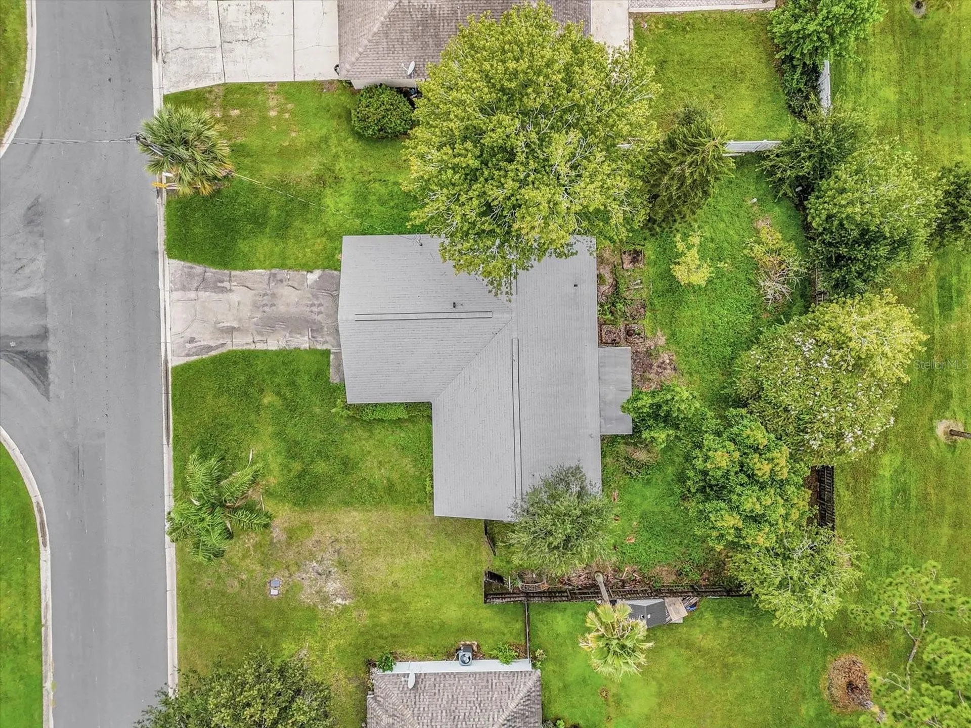 203 Larkspur Court Kissimmee FL 34743