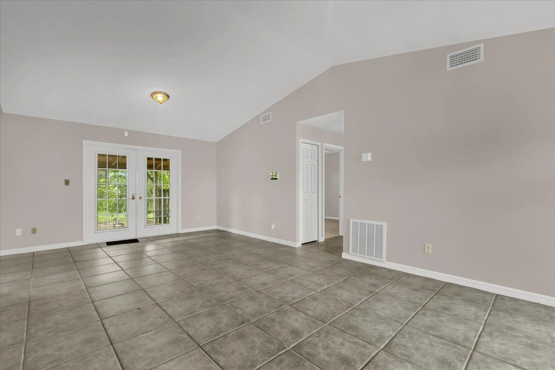 203 Larkspur Court Kissimmee FL 34743