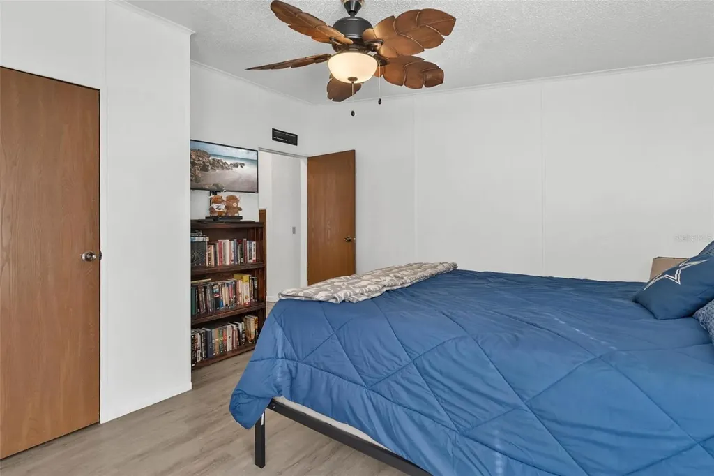 18770 SE 19th Place Silver Springs FL 34488