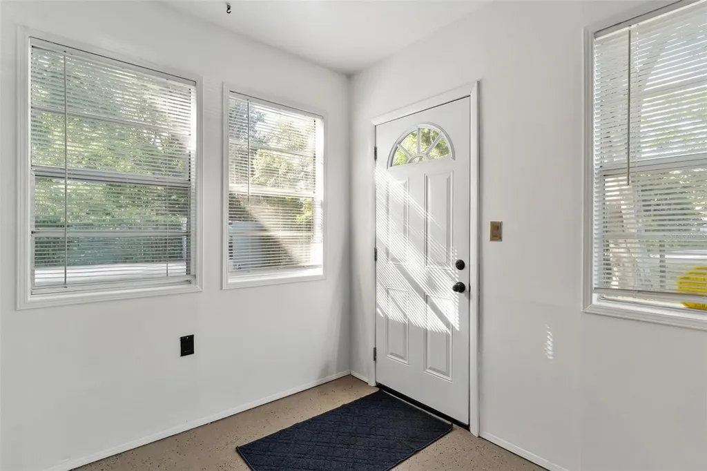 18770 SE 19th Place Silver Springs FL 34488
