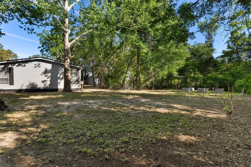 18770 SE 19th Place Silver Springs FL 34488