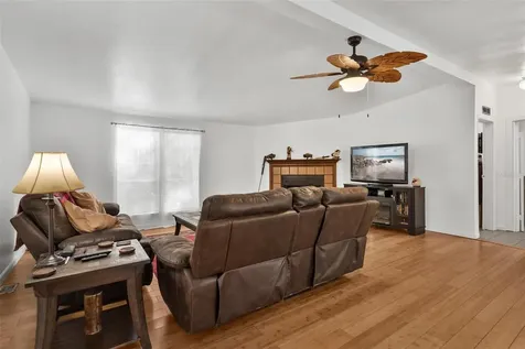 18770 SE 19th Place Silver Springs FL 34488