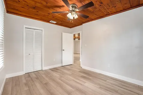 5305 Whiteway Drive Temple Terrace FL 33617