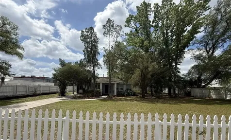 5305 Whiteway Drive Temple Terrace FL 33617
