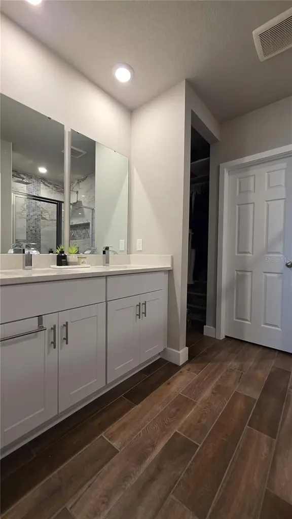 17301 Back Bay Court Clermont FL 34714