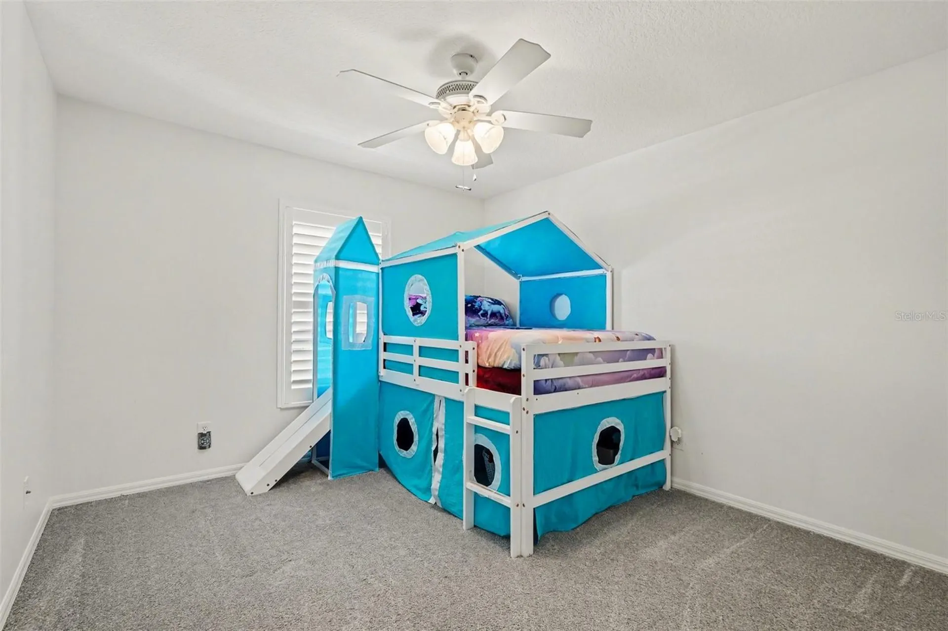 2333 Towering Oaks Circle Seffner FL 33584