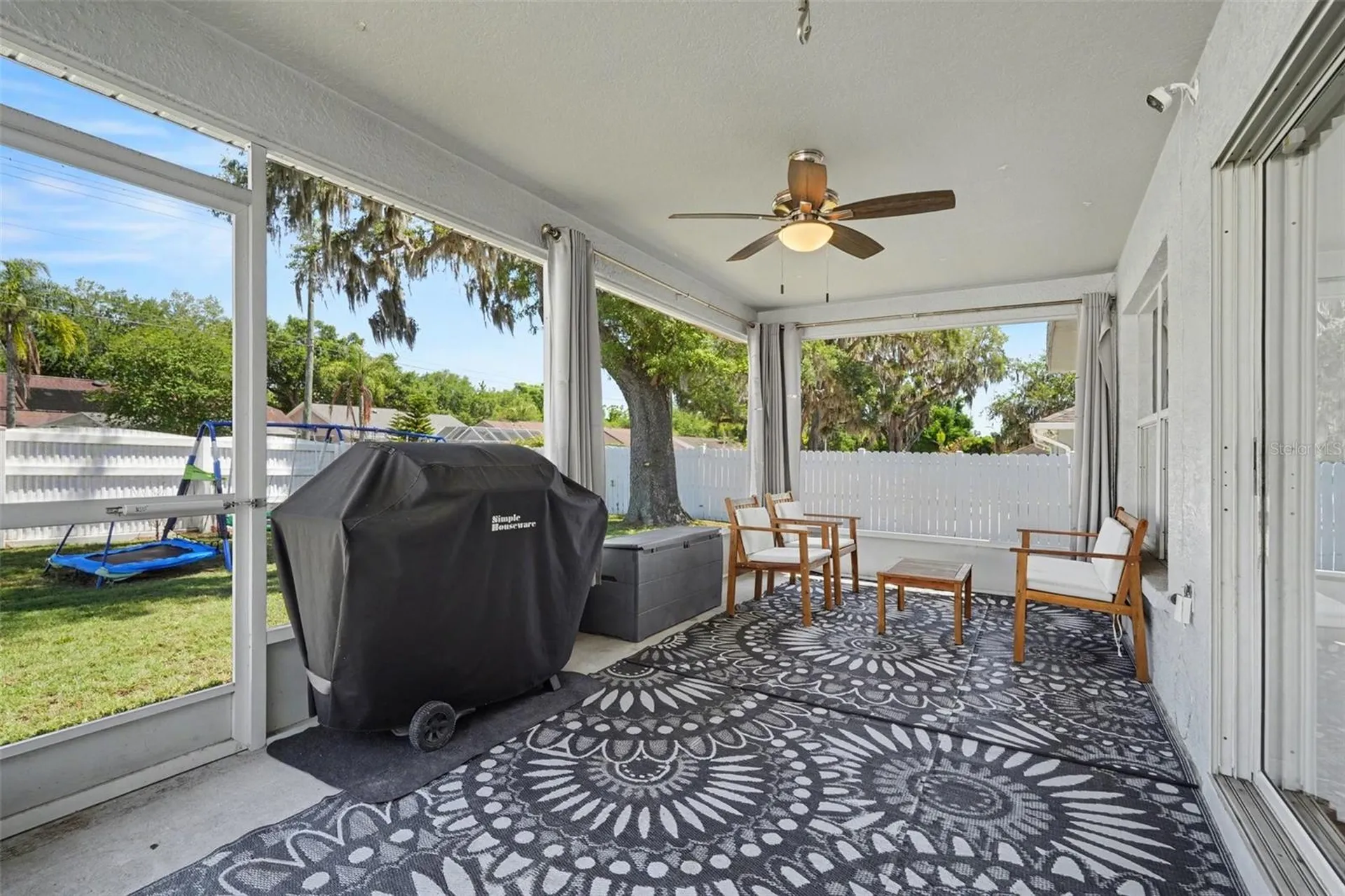 2333 Towering Oaks Circle Seffner FL 33584
