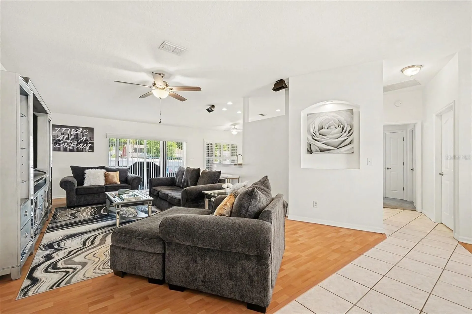 2333 Towering Oaks Circle Seffner FL 33584