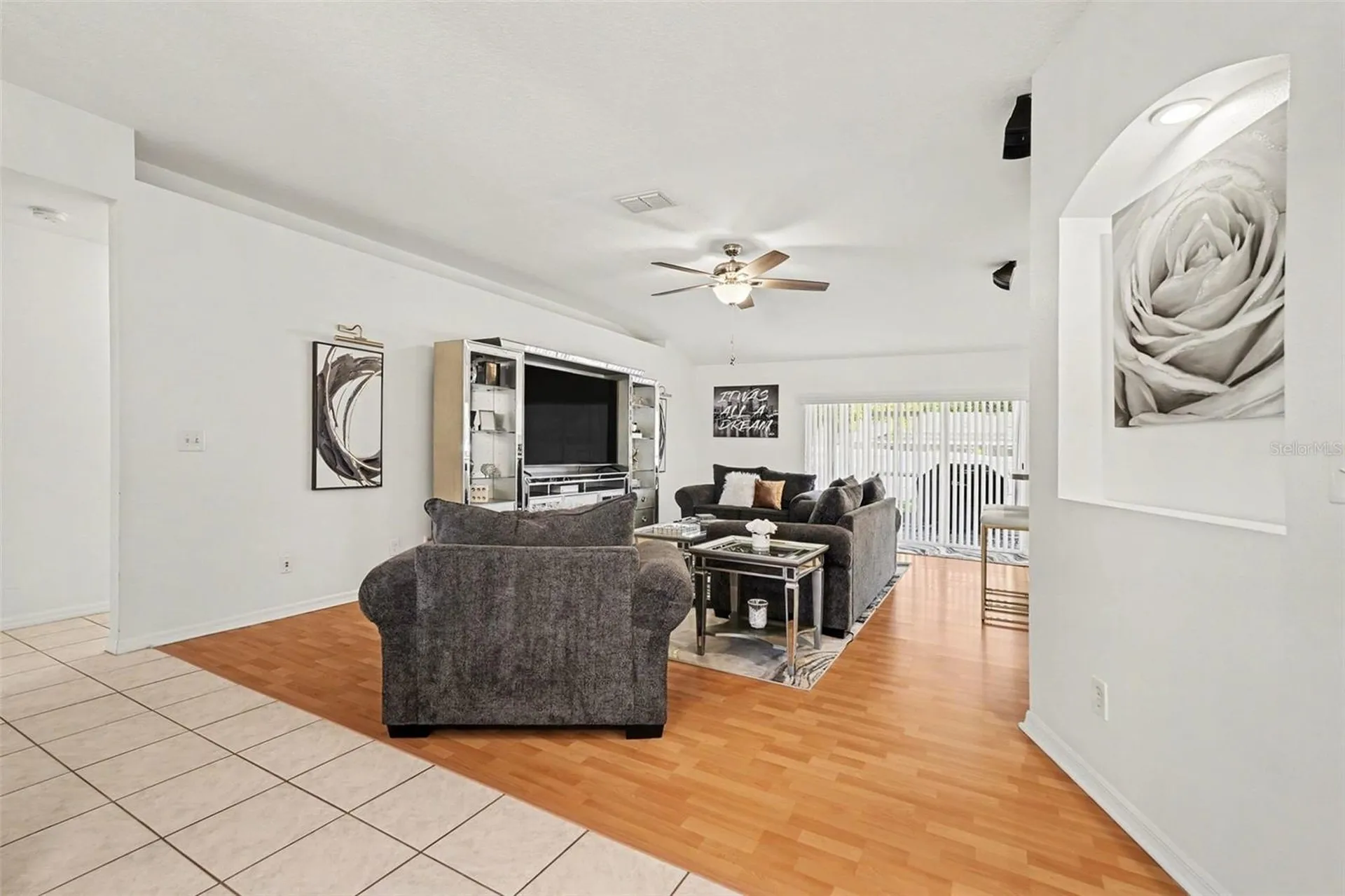 2333 Towering Oaks Circle Seffner FL 33584