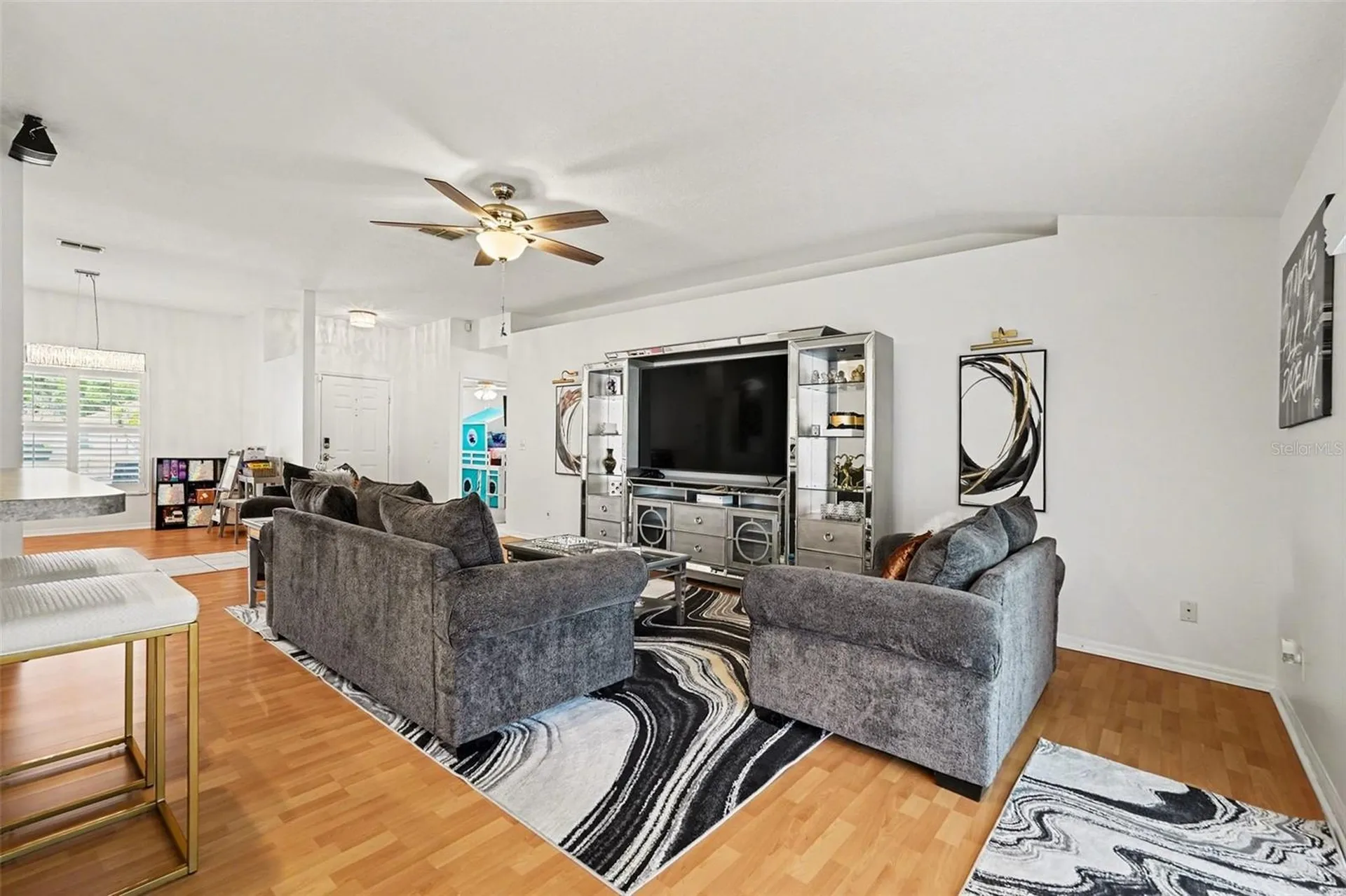 2333 Towering Oaks Circle Seffner FL 33584