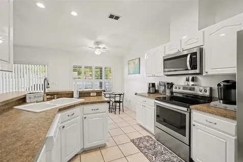 2333 Towering Oaks Circle Seffner FL 33584