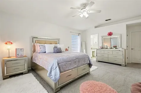 2333 Towering Oaks Circle Seffner FL 33584