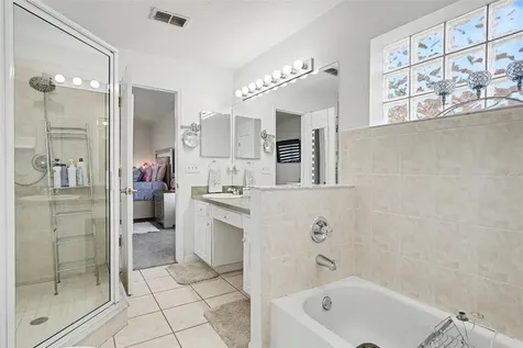 2333 Towering Oaks Circle Seffner FL 33584