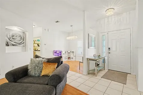 2333 Towering Oaks Circle Seffner FL 33584