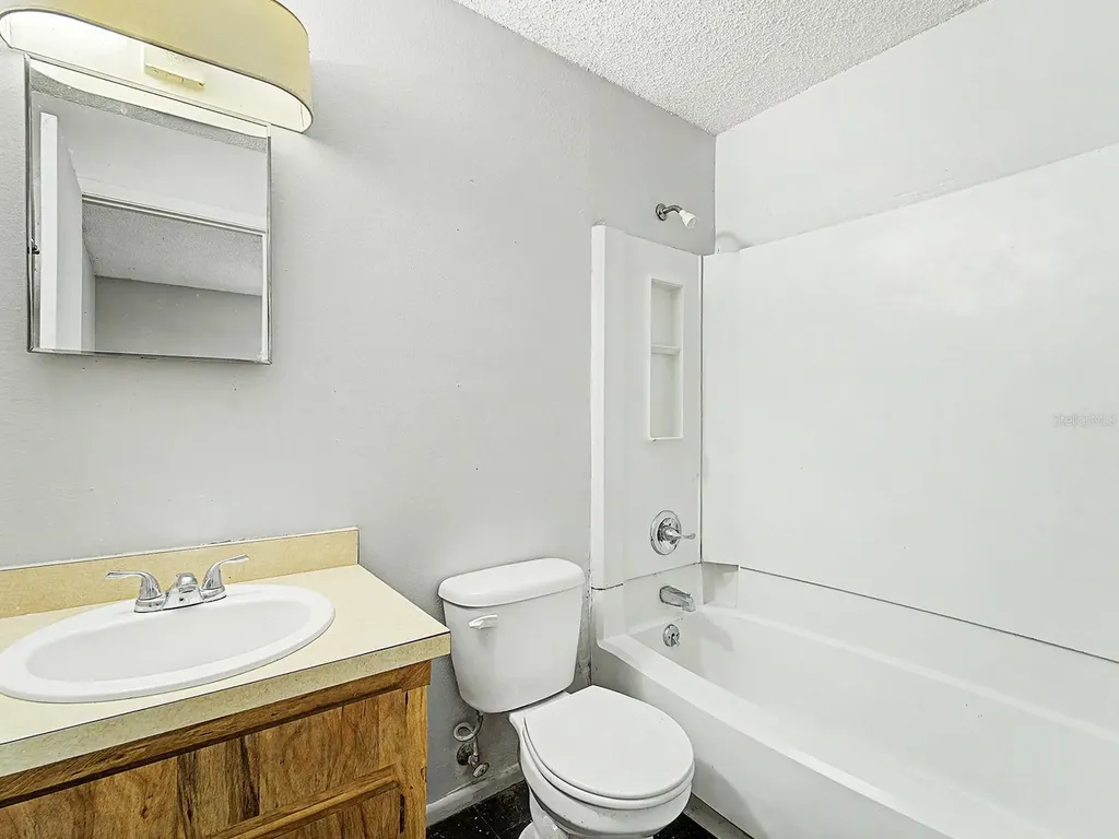 2950 SE 53rd Court Ocala FL 34480