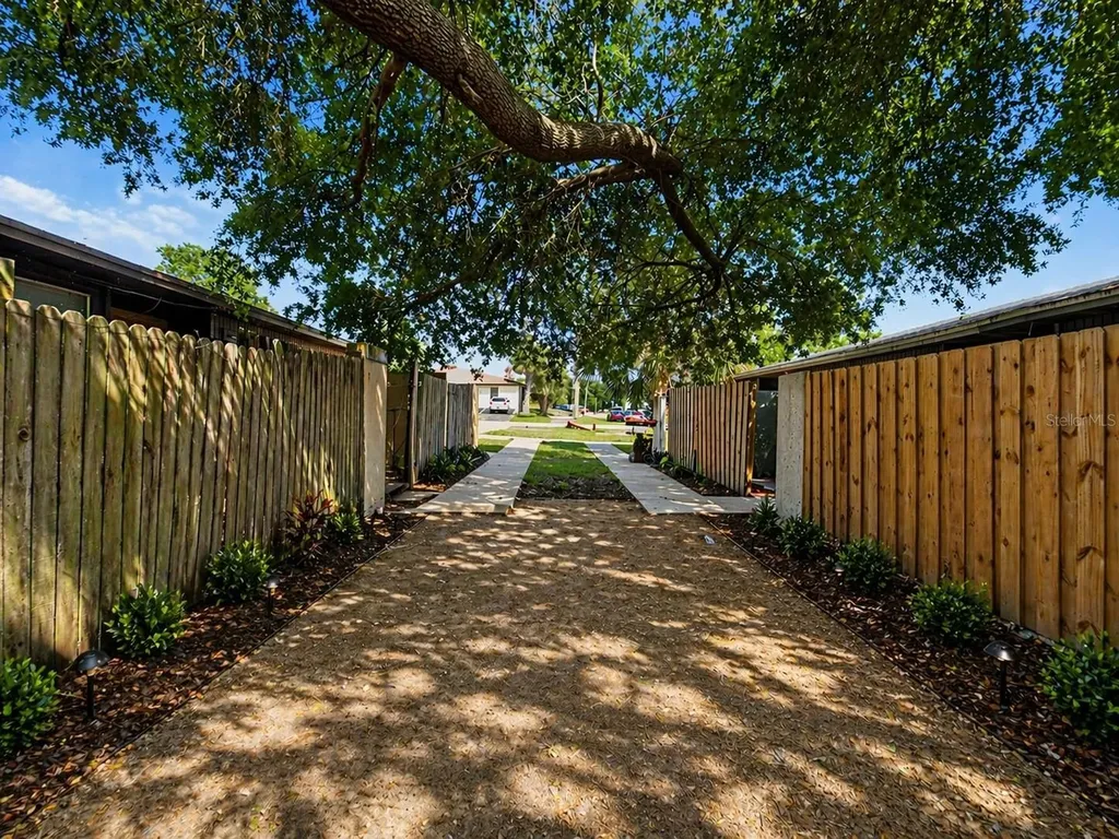 2950 SE 53rd Court Ocala FL 34480