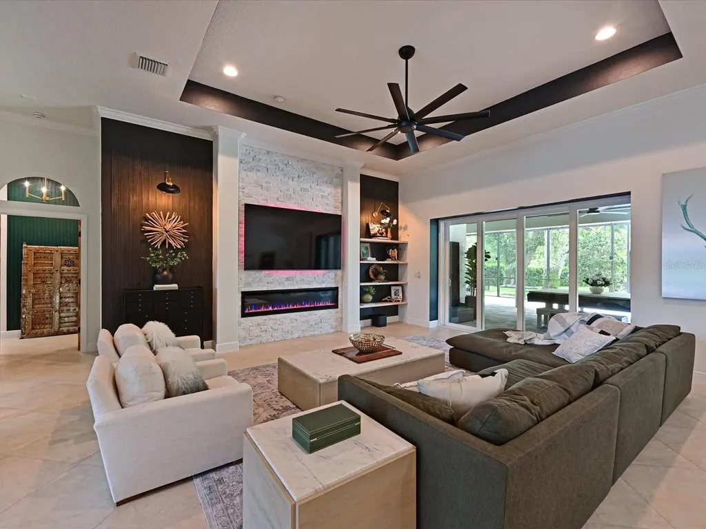 1018 143rd Street NE Bradenton FL 34212