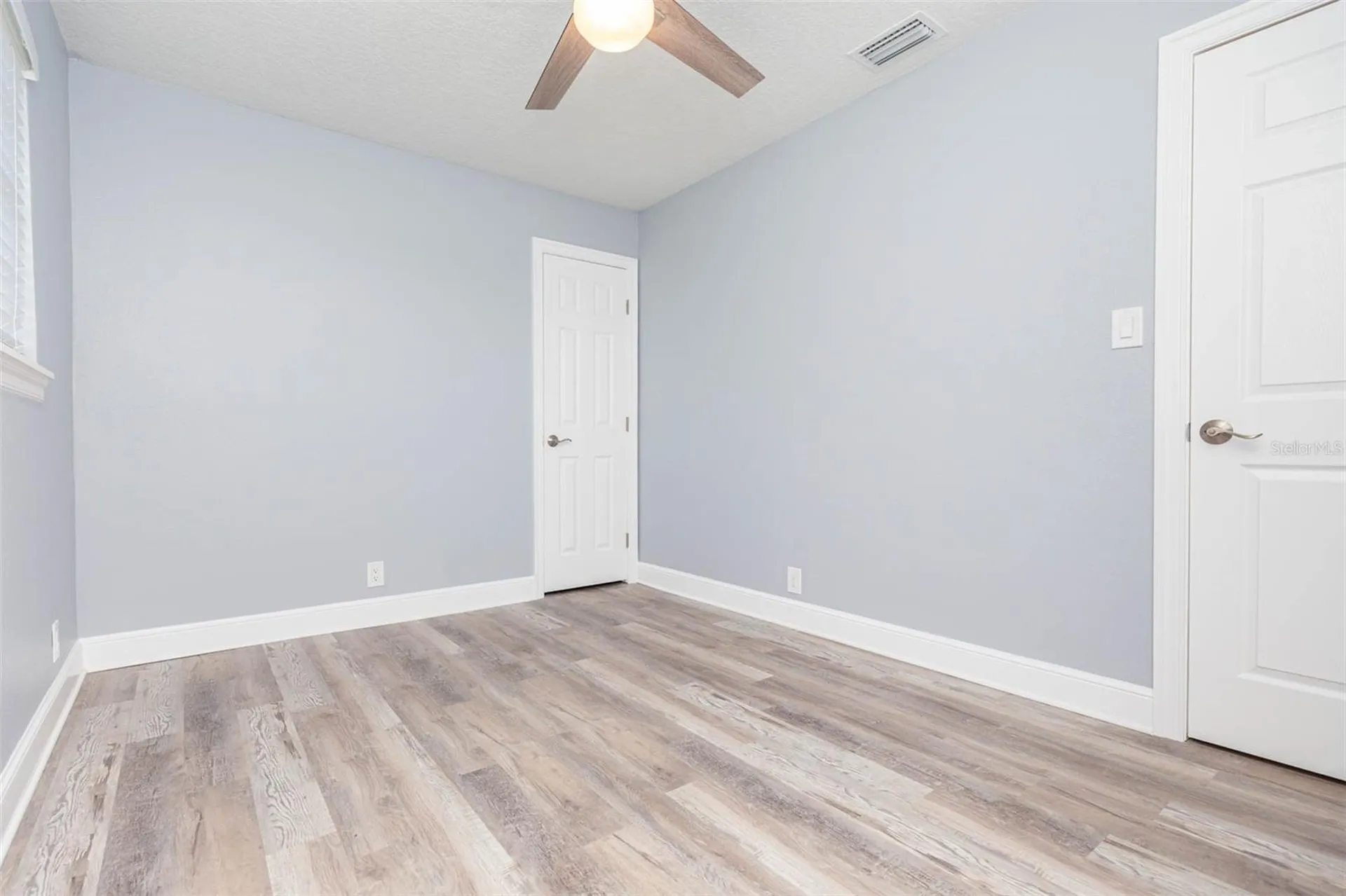 3911 W Tyson Avenue Tampa FL 33611